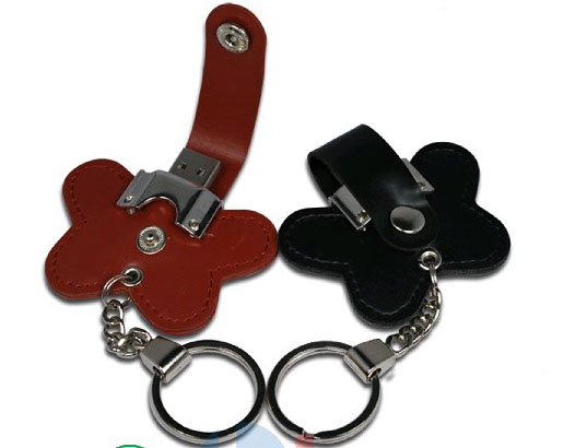 PZE515 Leather USB Flash Drives